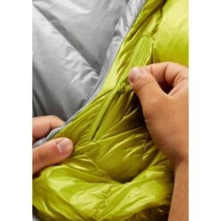 Rab Mythic 200 Regular Sleeping Bag 8 Rab Mythic 200 Regular Sleeping Bag -Camp Friluft Gear 182145471 origpic afbf1f